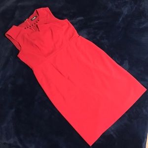 Nine West Sleeveless Red Shift Dress. Size 10. Excellent condition.